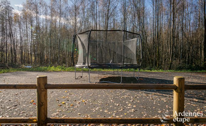 Chalet de luxe � Brognon pour 20 personnes avec piscine ext�rieure chauff�e, jacuzzi ext�rieur et sauna au bord du lac