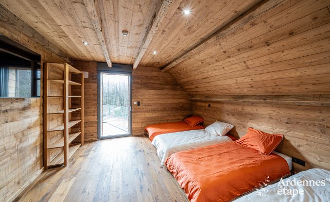 Chalet de luxe � Brognon pour 20 personnes avec piscine ext�rieure chauff�e, jacuzzi ext�rieur et sauna au bord du lac