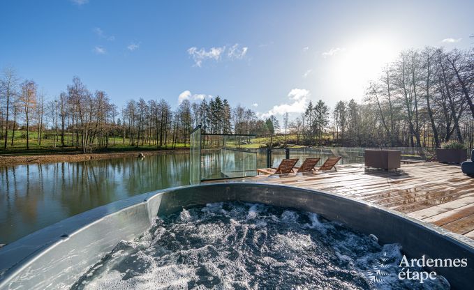 Chalet de luxe � Brognon pour 20 personnes avec piscine ext�rieure chauff�e, jacuzzi ext�rieur et sauna au bord du lac