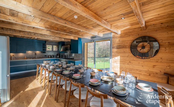 Chalet de luxe � Brognon pour 20 personnes avec piscine ext�rieure chauff�e, jacuzzi ext�rieur et sauna au bord du lac