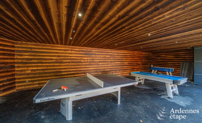 Chalet de luxe � Brognon pour 20 personnes avec piscine ext�rieure chauff�e, jacuzzi ext�rieur et sauna au bord du lac