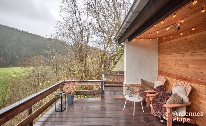 Chalet convivial  Burg-Reuland : maison de vacances parfaite pour 6 personnes avec sauna et jardin priv dans les Cantons de l'Est