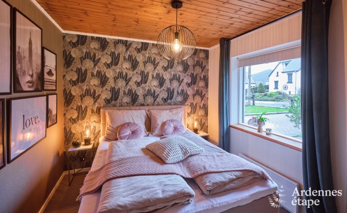 Chalet convivial  Burg-Reuland : maison de vacances parfaite pour 6 personnes avec sauna et jardin priv dans les Cantons de l'Est
