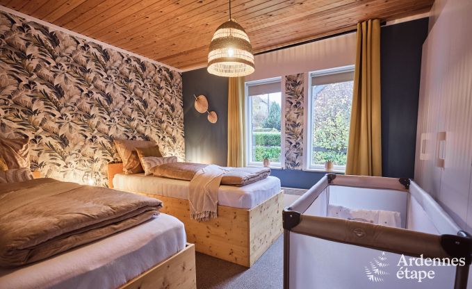 Chalet convivial  Burg-Reuland : maison de vacances parfaite pour 6 personnes avec sauna et jardin priv dans les Cantons de l'Est