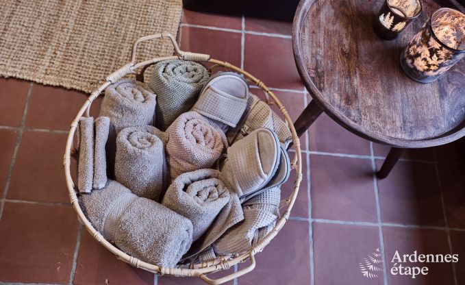 Chalet convivial  Burg-Reuland : maison de vacances parfaite pour 6 personnes avec sauna et jardin priv dans les Cantons de l'Est