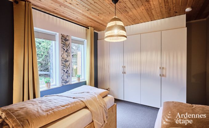 Chalet convivial  Burg-Reuland : maison de vacances parfaite pour 6 personnes avec sauna et jardin priv dans les Cantons de l'Est