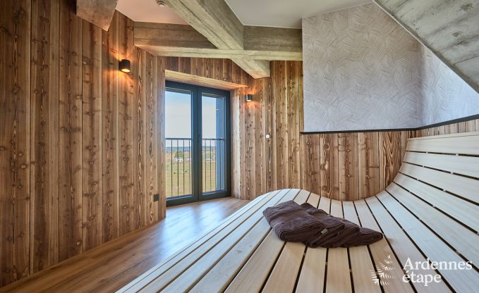 Maison de vacances de luxe  Butgenbach : chteau d'eau avec sauna, jacuzzi et vue panoramique pour 6 personnes