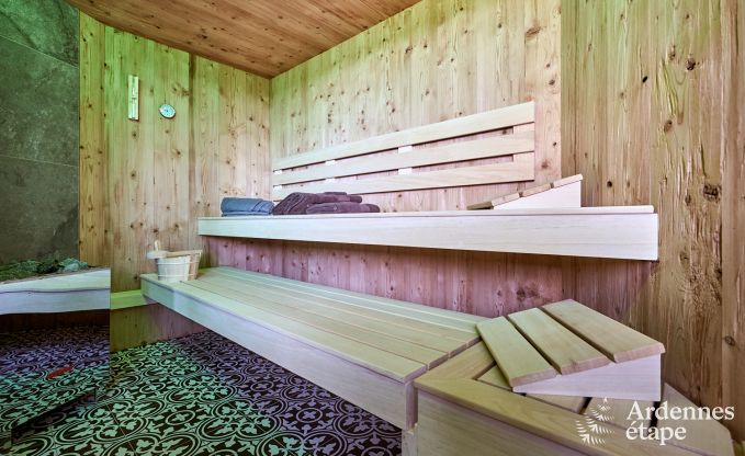 Maison de vacances de luxe  Butgenbach : chteau d'eau avec sauna, jacuzzi et vue panoramique pour 6 personnes