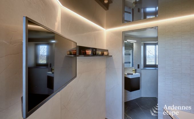 Maison de vacances de luxe  Butgenbach : chteau d'eau avec sauna, jacuzzi et vue panoramique pour 6 personnes