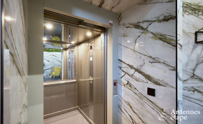 Maison de vacances de luxe  Butgenbach : chteau d'eau avec sauna, jacuzzi et vue panoramique pour 6 personnes