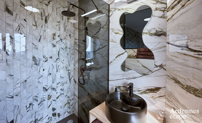 Maison de vacances de luxe  Butgenbach : chteau d'eau avec sauna, jacuzzi et vue panoramique pour 6 personnes