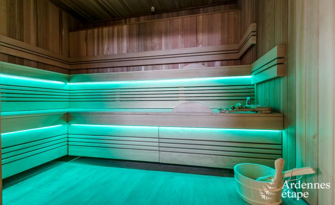 Grande maison de vacances � Butgenbach pour 12 personnes avec 5 chambres et sauna