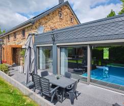 Grande fermette à Büllingen pour 13 personnes avec piscine intérieure, sauna et jacuzzi