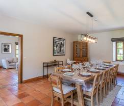 Maison de vacances à Cerfontaine pour 12/14 personnes en Ardenne avec terrain de tennis