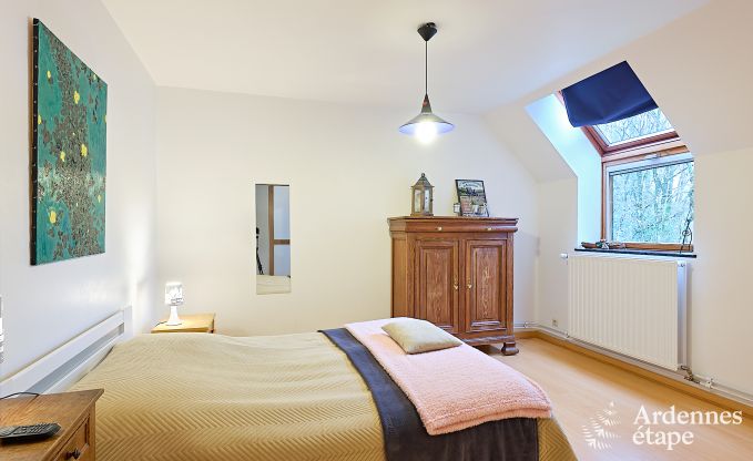 Grande maison de vacances � Charleville pour 15 personnes avec 7 chambres, sauna, poele � pellets et terrasse priv�e au bord de l'eau