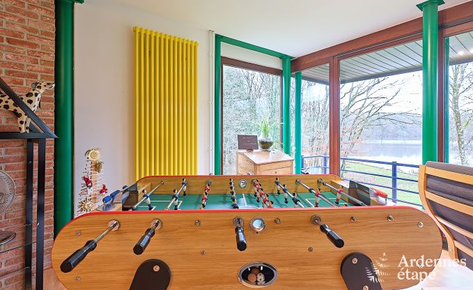 Grande maison de vacances � Charleville pour 15 personnes avec 7 chambres, sauna, poele � pellets et terrasse priv�e au bord de l'eau