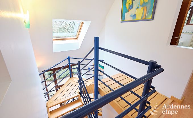 Grande maison de vacances � Charleville pour 15 personnes avec 7 chambres, sauna, poele � pellets et terrasse priv�e au bord de l'eau