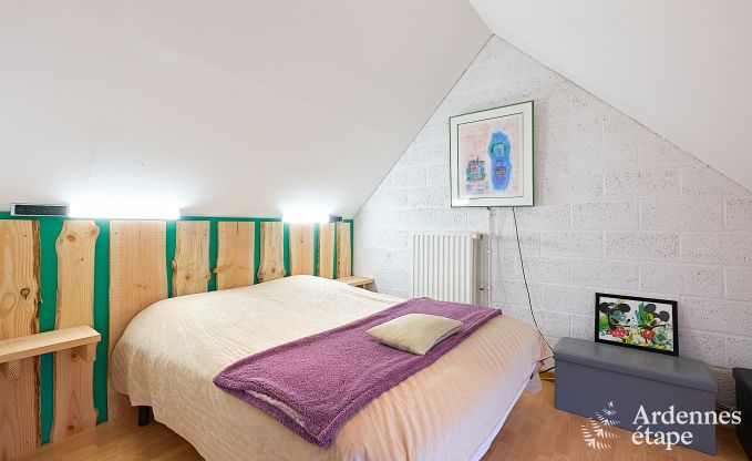 Grande maison de vacances � Charleville pour 15 personnes avec 7 chambres, sauna, poele � pellets et terrasse priv�e au bord de l'eau