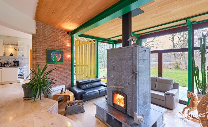 Grande maison de vacances � Charleville pour 15 personnes avec 7 chambres, sauna, poele � pellets et terrasse priv�e au bord de l'eau