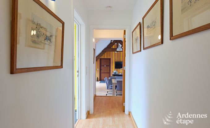 Grande maison de vacances � Charleville pour 15 personnes avec 7 chambres, sauna, poele � pellets et terrasse priv�e au bord de l'eau