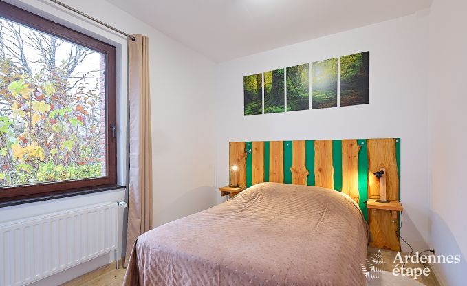 Grande maison de vacances � Charleville pour 15 personnes avec 7 chambres, sauna, poele � pellets et terrasse priv�e au bord de l'eau