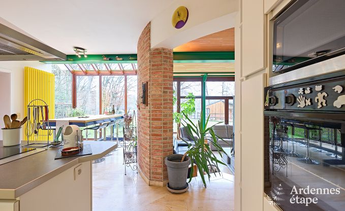 Grande maison de vacances � Charleville pour 15 personnes avec 7 chambres, sauna, poele � pellets et terrasse priv�e au bord de l'eau