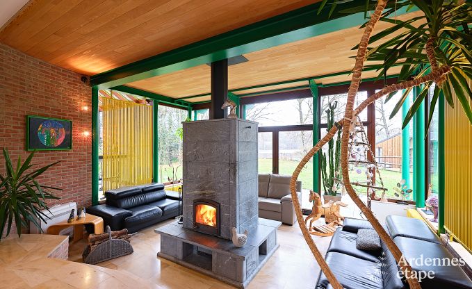 Grande maison de vacances � Charleville pour 15 personnes avec 7 chambres, sauna, poele � pellets et terrasse priv�e au bord de l'eau