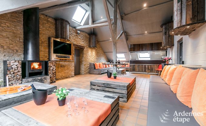 Maison de vacances  Chassepierre pour 50 personnes en Ardenne