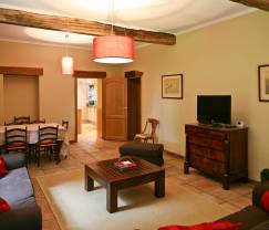 Maison de vacances conviviale pour 4 personnes à Ciney avec jardin privé et poêle à bois