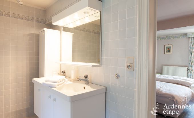 Chteau  Ciney pour 31 personnes en Ardenne