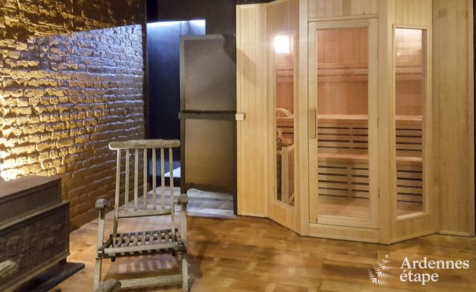 Chteau  Ciney pour 31 personnes en Ardenne