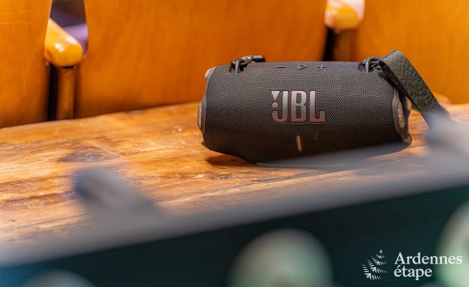 Maison de vacances de luxe  Ciney : maison pour 8 personnes avec piscine intrieure, sauna et jardin priv