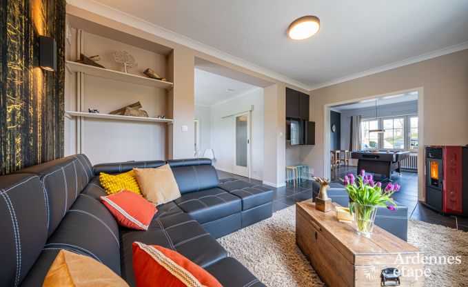 Maison de vacances de luxe  Ciney : maison pour 8 personnes avec piscine intrieure, sauna et jardin priv