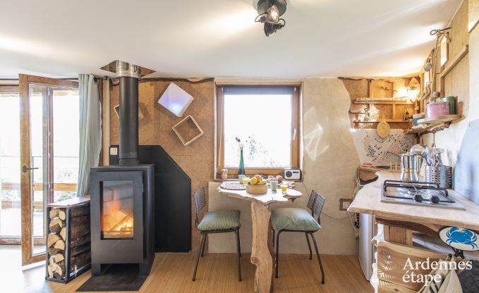 G�te insolite � Comblain-au-Pont pour 2 personnes en Ardenne