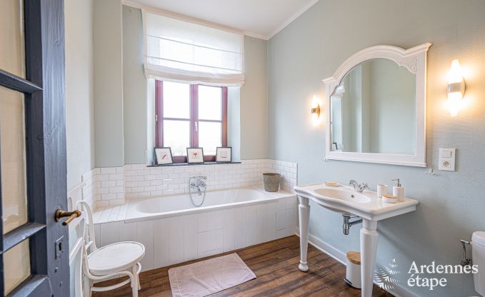 Maison de vacances  Couvin pour 9 personnes en Ardenne