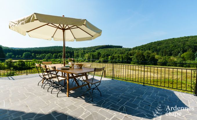 Maison de vacances  Couvin pour 10 personnes en Ardenne