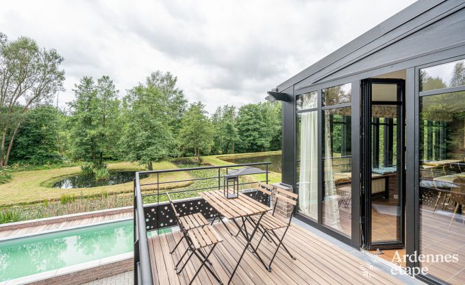 Maison de vacances avec piscine et tang de pche  Couvin, Ardenne