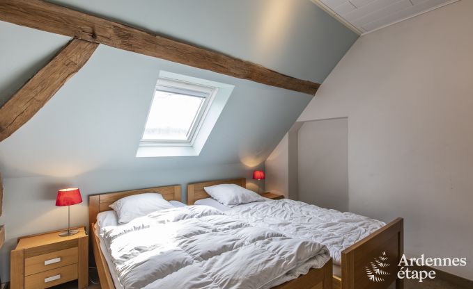 Charmante maison de vacances pour 18 personnes à Couvin en Ardenne