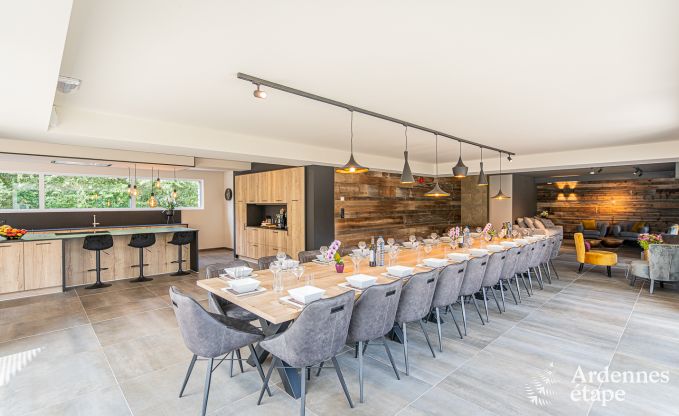 Villa de luxe Daverdisse, 10 chambres, 9 salles de bains, piscine, jacuzzi, sauna, salle de jeux, proche fort et rivire