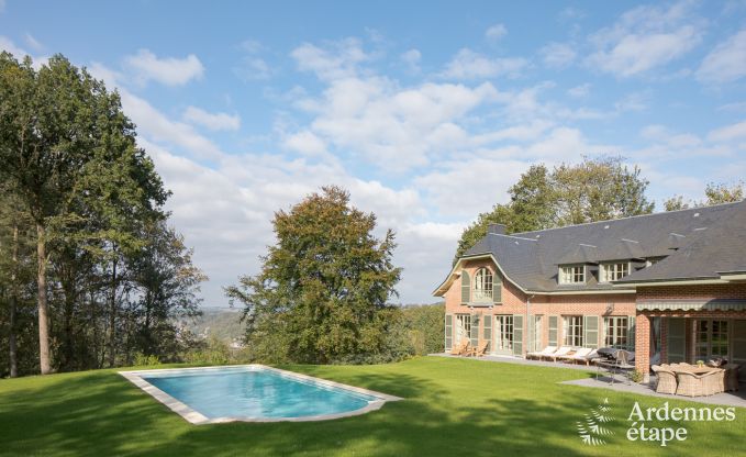 Gite de charme  Dinant pour 12 personnes en Ardenne