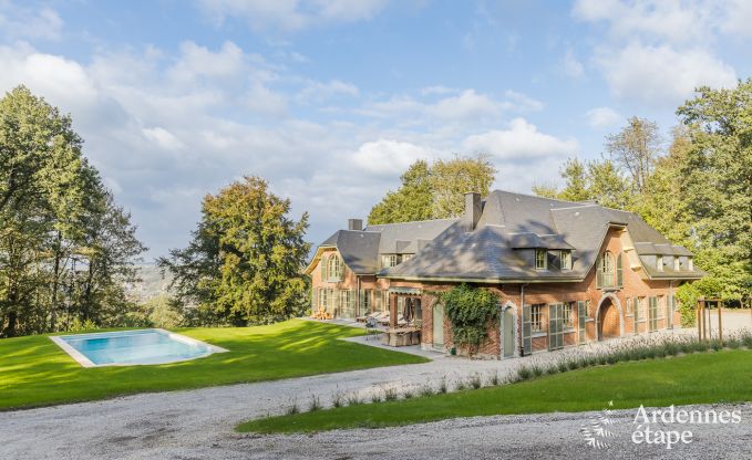 Gite de charme  Dinant pour 12 personnes en Ardenne