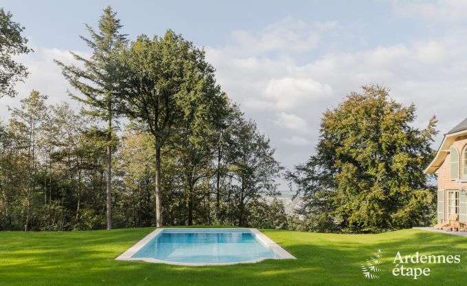 Gite de charme  Dinant pour 12 personnes en Ardenne