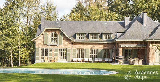 Spacieuse maison de vacances avec piscine  Dinant, Ardenne