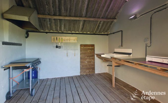 Maison de vacances avec sauna extérieur pour 8 personnes à Dinant