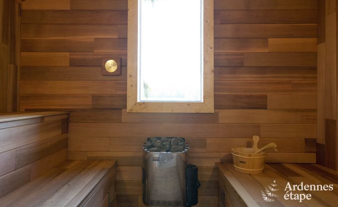 Maison de vacances avec sauna extérieur pour 8 personnes à Dinant