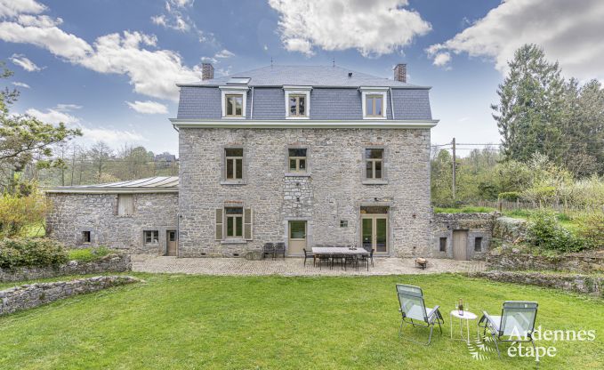Villa de Luxe  Dinant pour 12 personnes en Ardenne