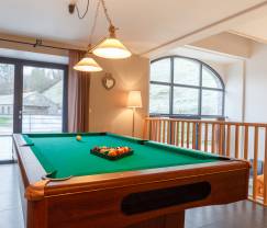 Vacances à la ferme à Dinant pour 25 personnes en Ardenne