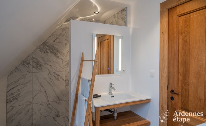 Maison de vacances � Dinant pour 15 personnes en Ardenne