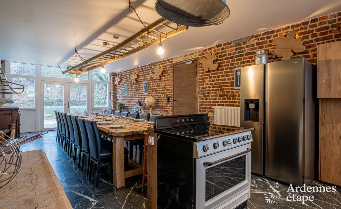 Maison de vacances � Dinant pour 15 personnes en Ardenne