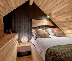 Chalet romantique Doische : fait main, poêle à bois, jardin privé, convient pour 2 personnes